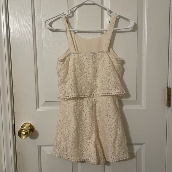 3/$15 White Lace Girls Romper - Picture 2 of 2